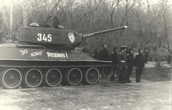 танк т-34.jpg